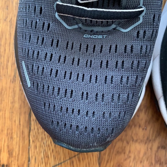 Brooks Ghost 13 size 7 - Picture 3 of 6